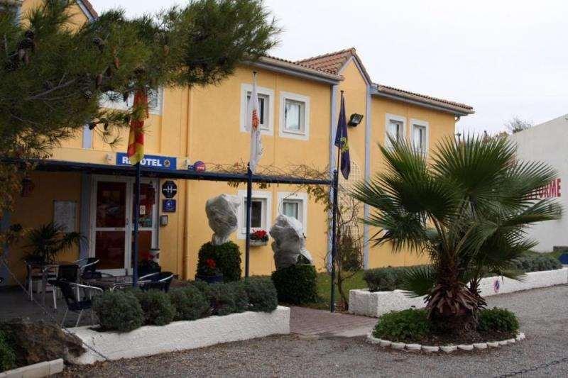 Brit Hotel Salon De Provence ภายนอก รูปภาพ