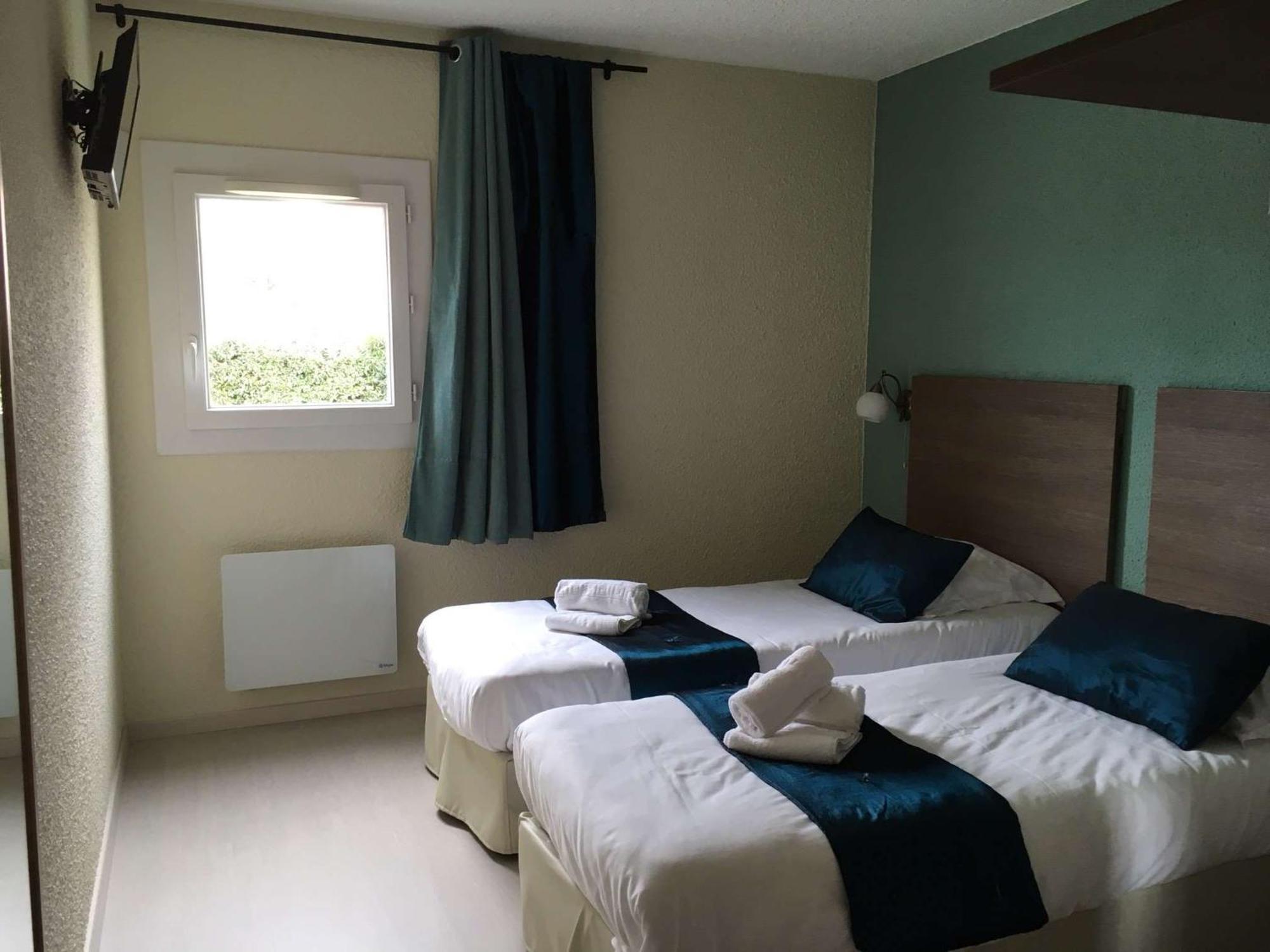 Brit Hotel Salon De Provence ภายนอก รูปภาพ